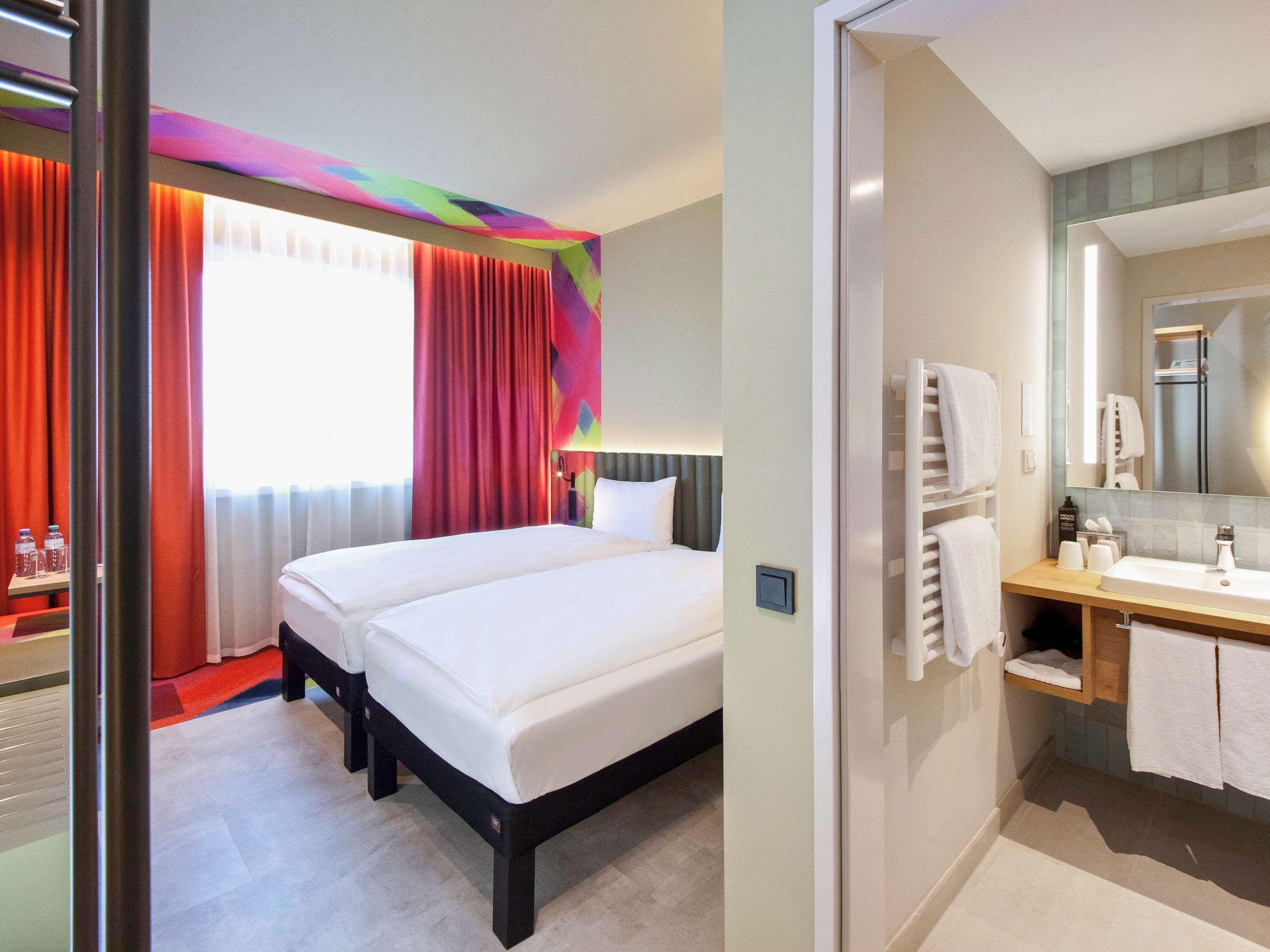 Ibis Styles Parndorf Neusiedler See Exterior foto