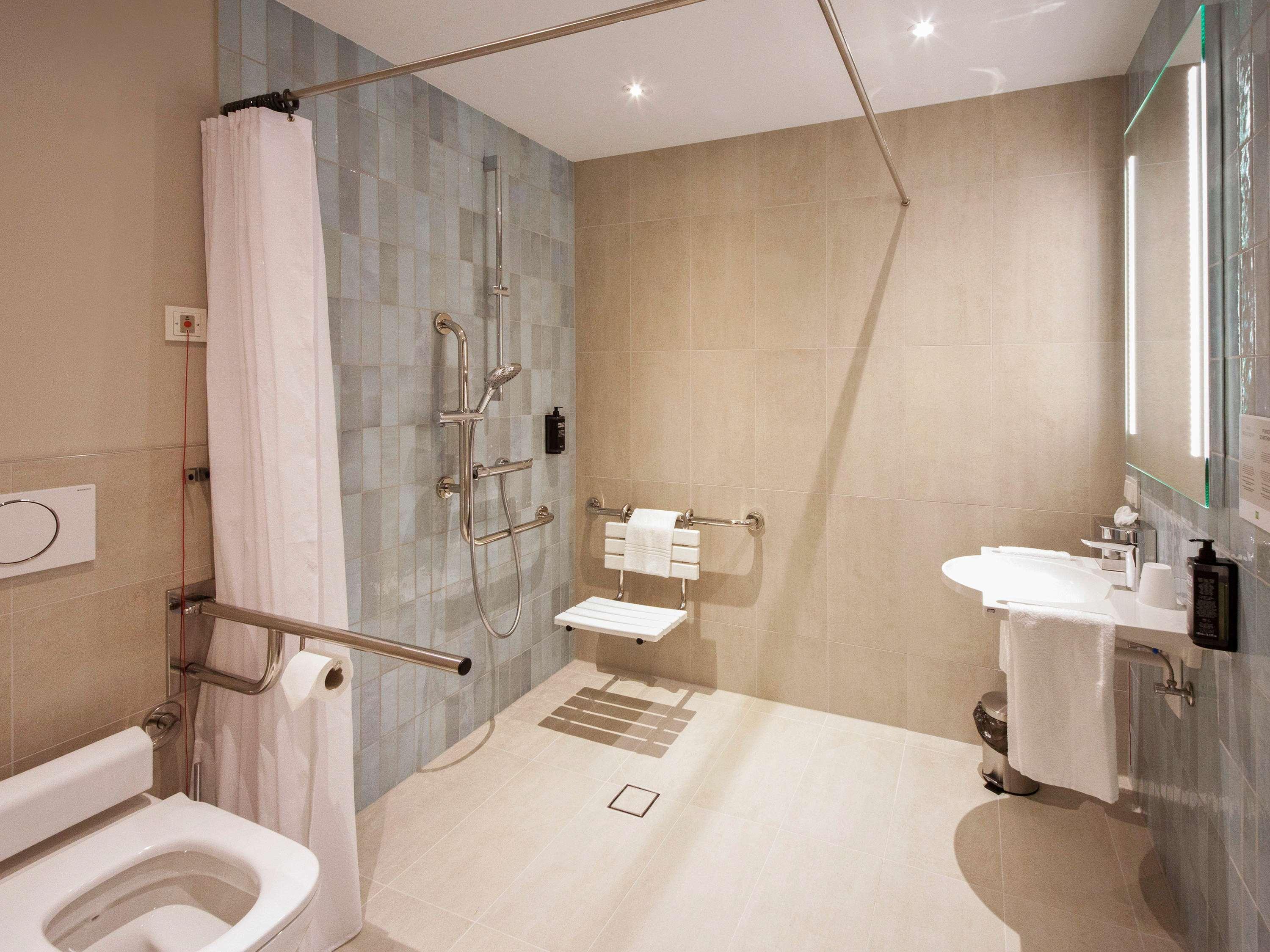 Ibis Styles Parndorf Neusiedler See Exterior foto